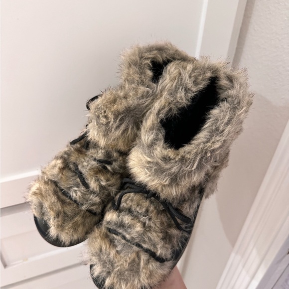 Women’s shoe dazzle boots -8.5 - Picture 3 of 4